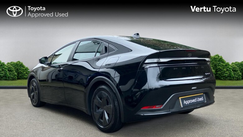 Toyota Prius 2.0 PHEV Design 5dr CVT Hatchback